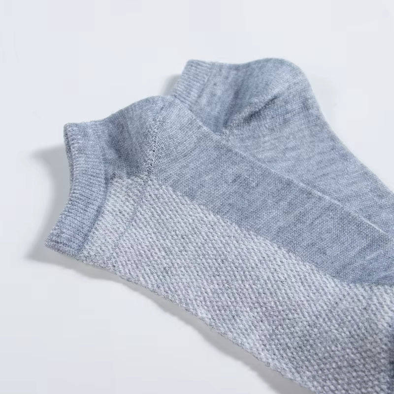 5Pairs Women Socks Breathable Sports Socks Solid Color Boat Socks Comfortable Soft Cotton Unisex Ankle Socks White Black