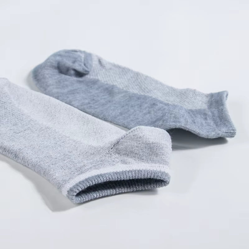 5Pairs Women Socks Breathable Sports Socks Solid Color Boat Socks Comfortable Soft Cotton Unisex Ankle Socks White Black